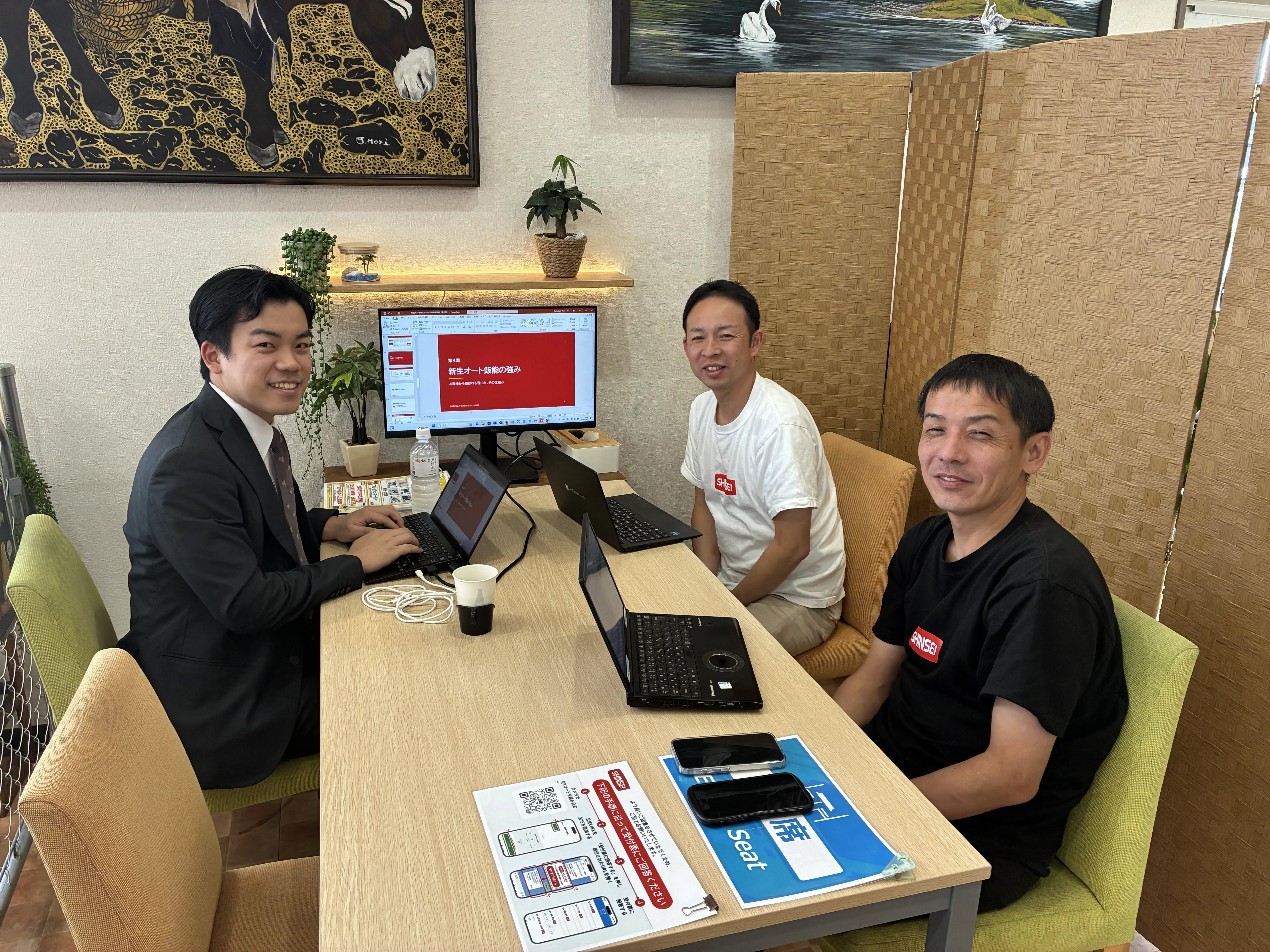 整備士不足で仕事を断る状況から、高難易度採用職種を6名採用。残業時間を月30時間から10時間未満へのイメージ